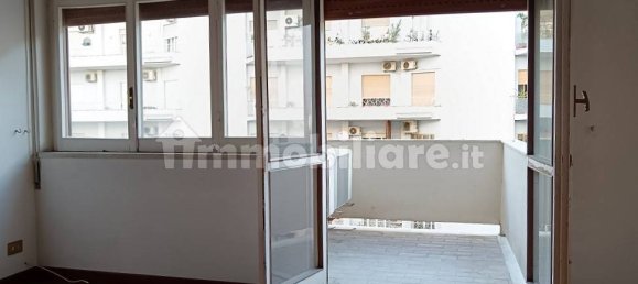Apartamento de 2 dormitorios en Palermo, Italy No. 270593 4