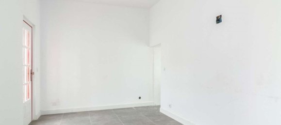 9 bedrooms House in Costa da Caparica, Portugal No. 117941 16