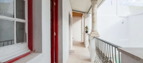 9 bedrooms House in Costa da Caparica, Portugal No. 117941 15