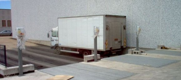 Склад 1350м² в Казореццо, Италия № 145650 10