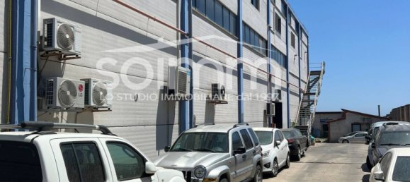 Propiedad comercial de 2 habitaciónes en Cagliari, Italy No. 167025 10