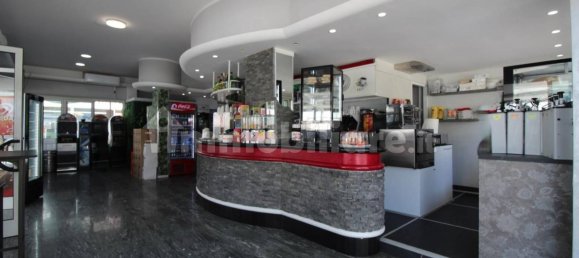 Propiedad comercial de 2 habitaciónes en Udine, Italy No. 98697 2