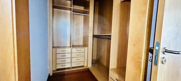 3 bedrooms House in Sesimbra, Portugal No. 18437 11