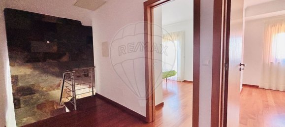 3 bedrooms House in Sesimbra, Portugal No. 18437 23