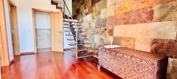 3 bedrooms House in Sesimbra, Portugal No. 18437 39