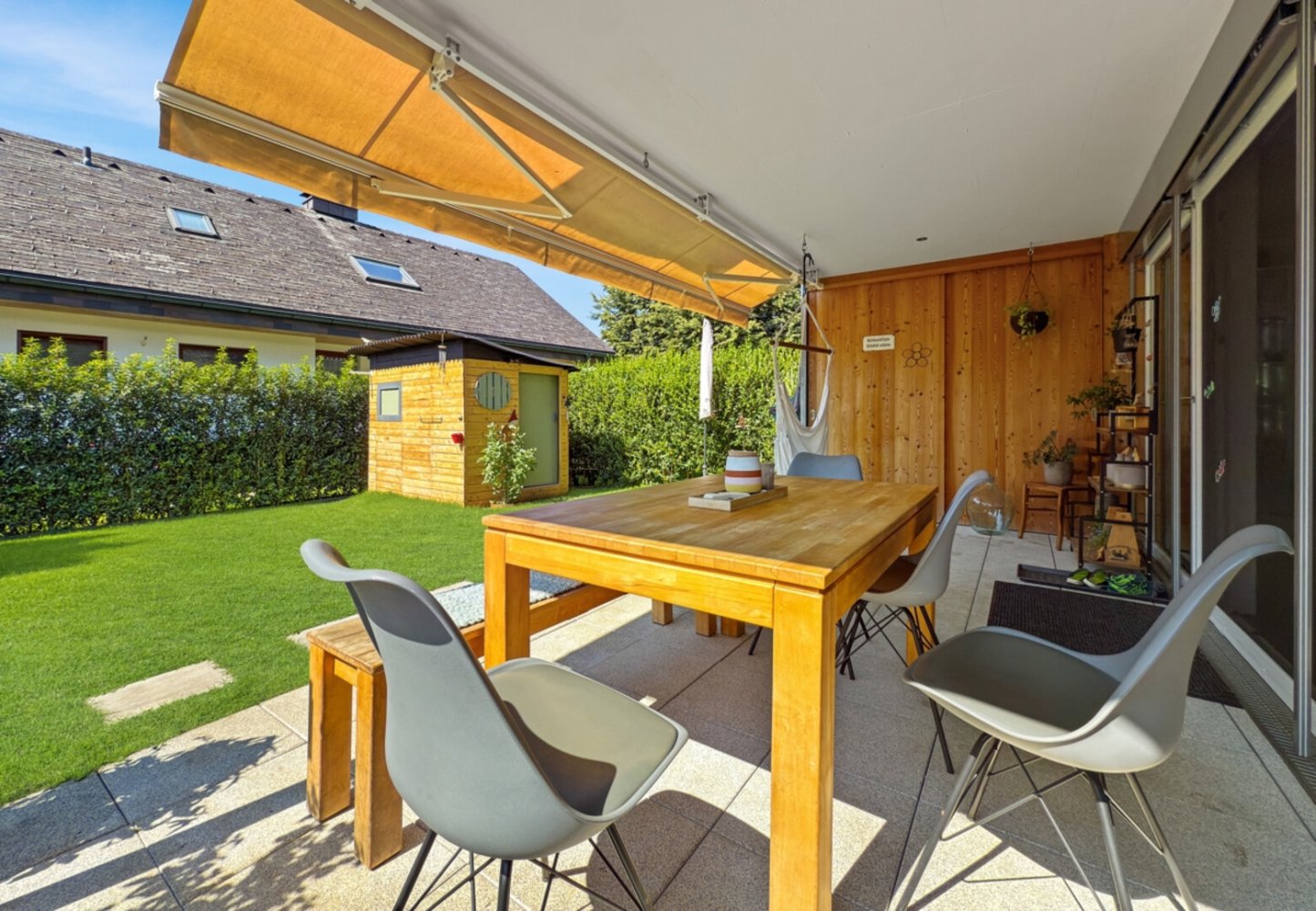 Apartamento de 3 habitaciónes en Zwischenwasser, Austria No. 221158