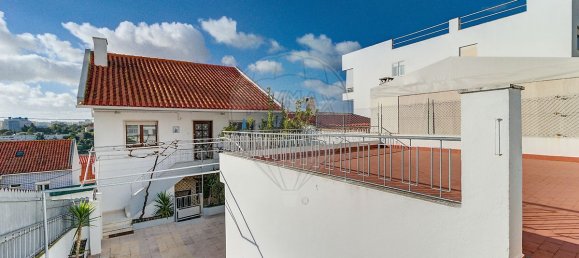 6 bedrooms House in Oeiras, Portugal No. 44924 2