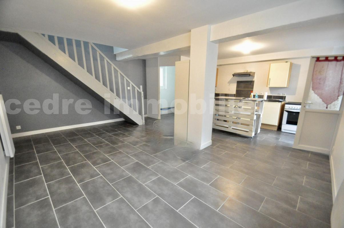 Casa de 3 dormitorios en Orleans, France No. 43932