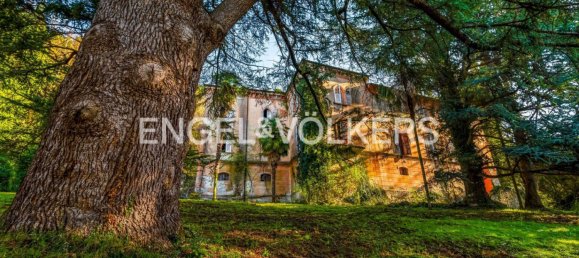 10 bedrooms Villa in Fivizzano, Italy No. 132391 23