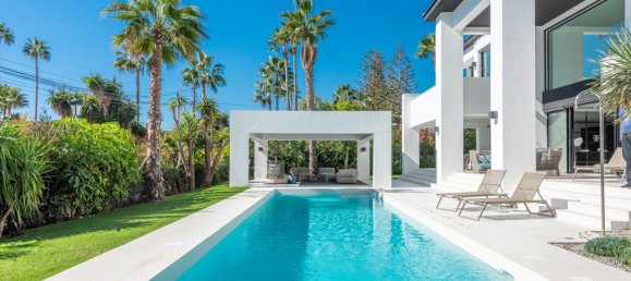 6 bedrooms Villa in San Pedro de Alcantara, Spain No. 4677 22