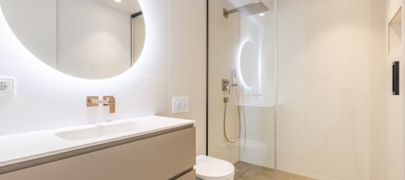 6 bedrooms Villa in San Pedro de Alcantara, Spain No. 4677 15