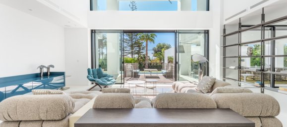 6 bedrooms Villa in San Pedro de Alcantara, Spain No. 4677 11