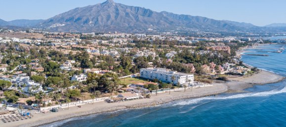 6 bedrooms Villa in San Pedro de Alcantara, Spain No. 4677 4