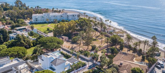 6 bedrooms Villa in San Pedro de Alcantara, Spain No. 4677 5