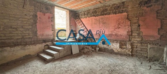 Casa de 2 habitaciónes en Vitulazio, Italy No. 149418 6