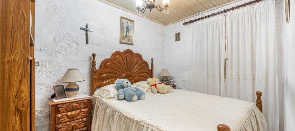 8 bedrooms House in Guimaraes, Portugal No. 177303 13