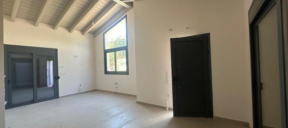 5 Schlafzimmer Haus in Nea Makri, Greece, Nr. 92944 13