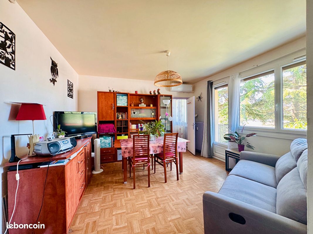 2 bedrooms Apartment in Beaune, France No. 363535