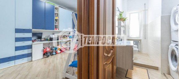 3 rooms Apartment in Rome, Italy No. 287516 17