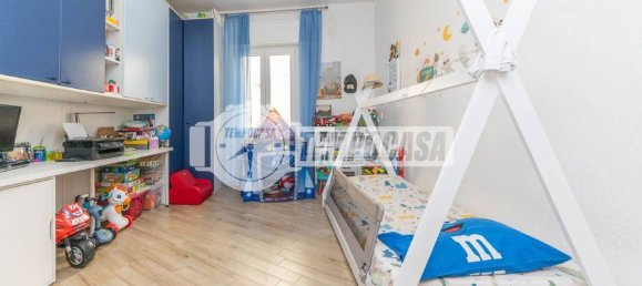 3 rooms Apartment in Rome, Italy No. 287516 19