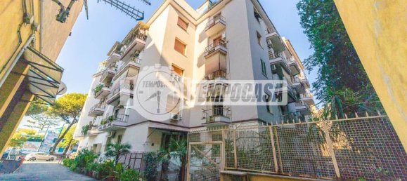 3 rooms Apartment in Rome, Italy No. 287516 46
