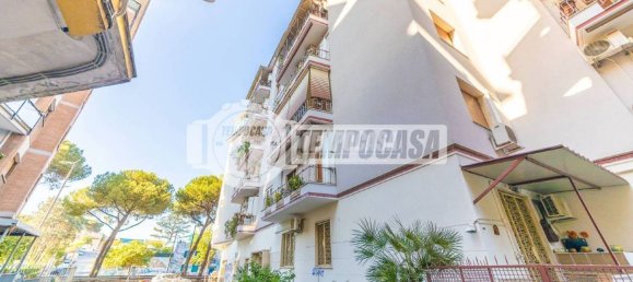 3 rooms Apartment in Rome, Italy No. 287516 45