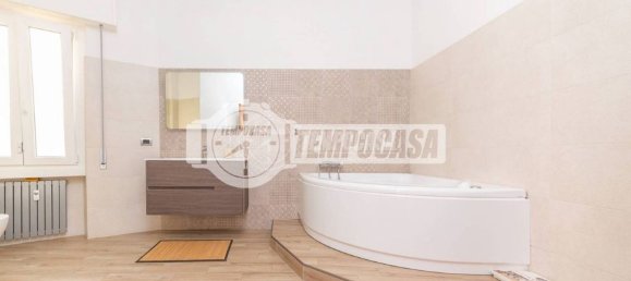 3 rooms Apartment in Rome, Italy No. 287516 28