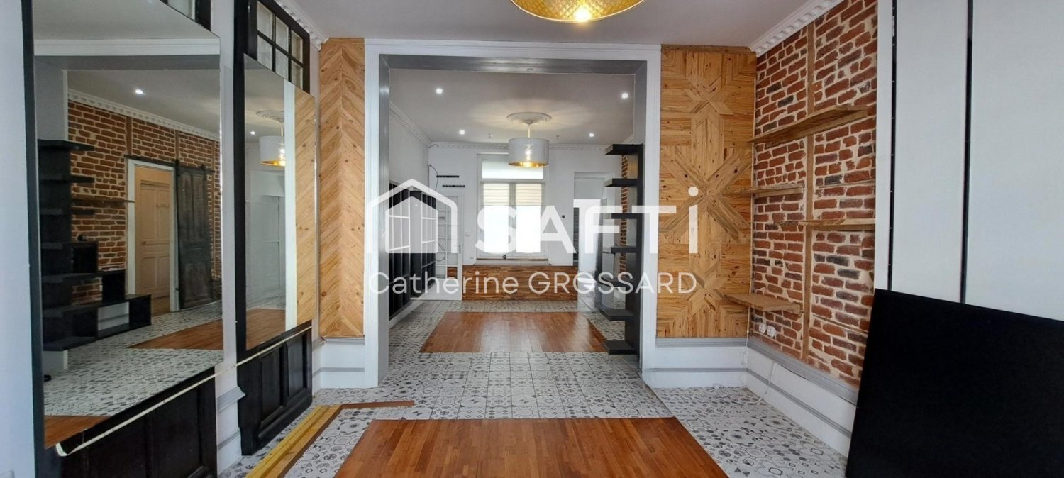 2 bedrooms Building in Henin-Beaumont, France No. 267252