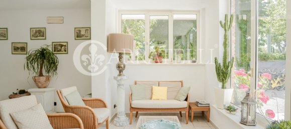 18 Schlafzimmer Hotel in Forte dei Marmi, Italy, Nr. 210030 16