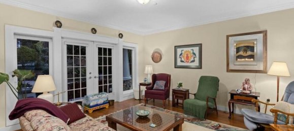 5 bedrooms House in British Columbia, Canada No. 1088 7