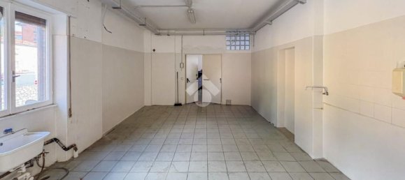 Propiedad comercial en Mandello del Lario, Italy 180 m² No. 277838 4