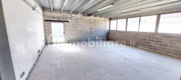 Lagerhaus in Bozzolo, Italy 1731m², Nr. 319037 5