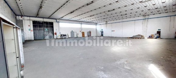 Lagerhaus in Bozzolo, Italy 1731m², Nr. 319037 3