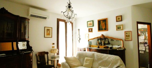 Apartamento de 3 dormitorios en Gambettola, Italy No. 380978 7