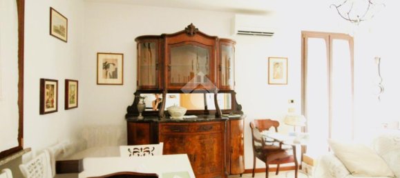 Apartamento de 3 dormitorios en Gambettola, Italy No. 380978 8