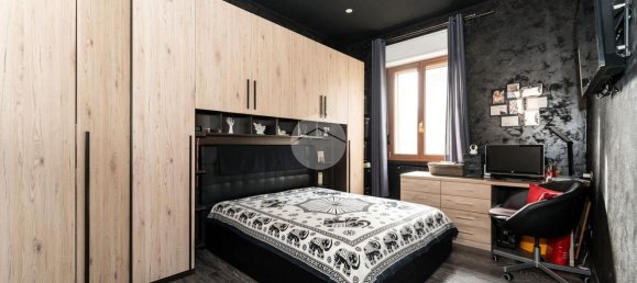 2-salle Appartement à Milan, Italy No. 243973 24