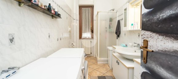 2-salle Appartement à Milan, Italy No. 243973 29