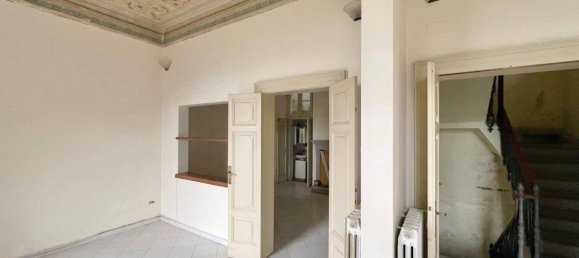 Квартира с 3 спальнями в Альвито, Италия № 56072 8