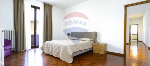 Villa de 6 dormitorios en Arcore, Italy No. 267032 25