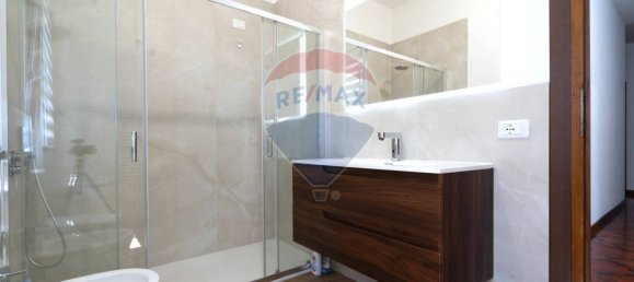 Villa de 6 dormitorios en Arcore, Italy No. 267032 35