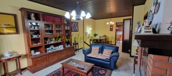 5 rooms House in Castelletto sopra Ticino, Italy No. 62922 8