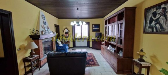 5 rooms House in Castelletto sopra Ticino, Italy No. 62922 7