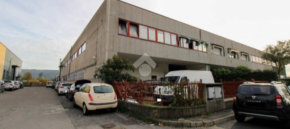 Almacén de 4 habitaciónes en Gussago, Italy No. 122298 13