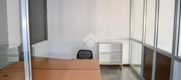 Almacén de 4 habitaciónes en Gussago, Italy No. 122298 3