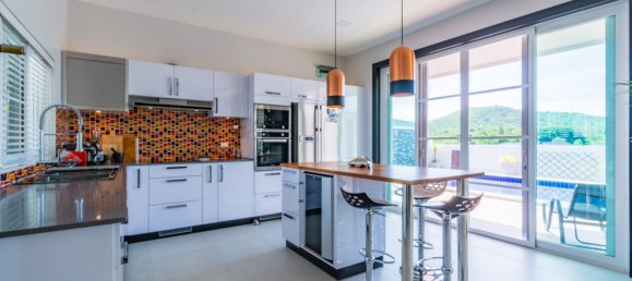 3 chambres Café / restaurant à Hua Hin, Thailand No. 6748 8