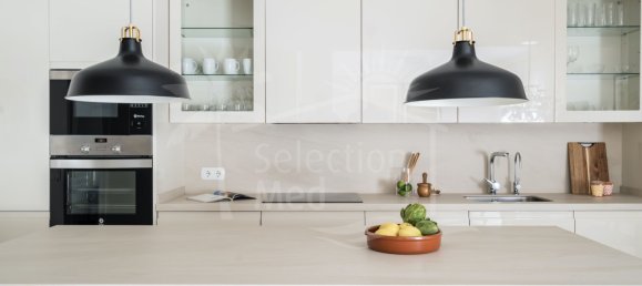 3 bedrooms Penthouse in Marbella, Spain No. 24081 37