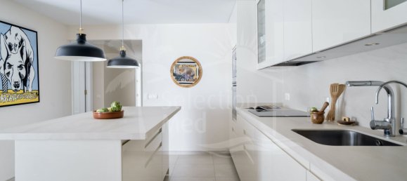 3 bedrooms Penthouse in Marbella, Spain No. 24081 38