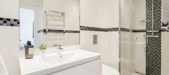 3 bedrooms Penthouse in Marbella, Spain No. 24081 13