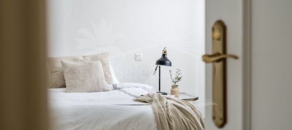 3 bedrooms Penthouse in Marbella, Spain No. 24081 8