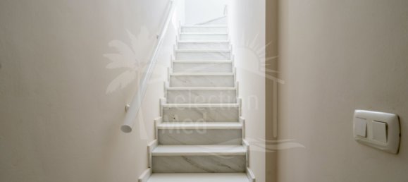 3 bedrooms Penthouse in Marbella, Spain No. 24081 18